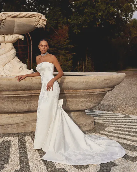 Justin Alexander Style #88454DT #1 frontface vertical picture