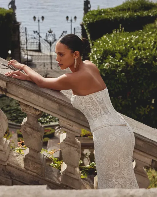 Justin Alexander Style #88457 #7 backface vertical cropped picture