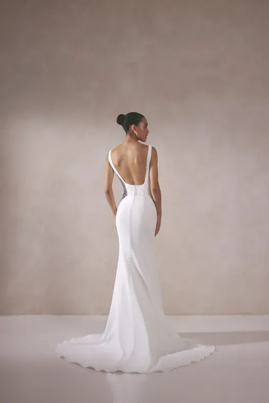 Adore by Justin Alexander - 11391