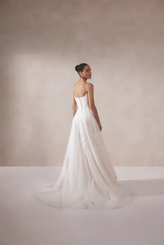 Bridal Shops in Bellevue | Samila