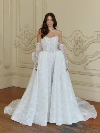 Jeune Bridal Vivonne #7 vertical thumbnail