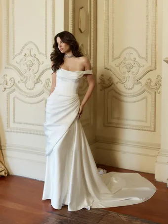 Jeune Bridal Mora #2 vertical thumbnail