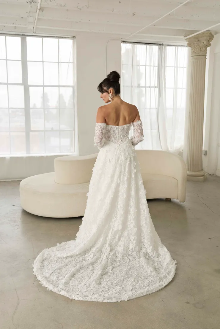 SERENE BY MADI LANE | LUV Bridal - Felix | Luv Bridal