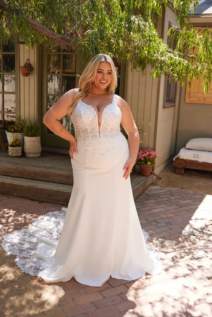 Abby Curvy Style #8511Z Default Thumbnail Image
