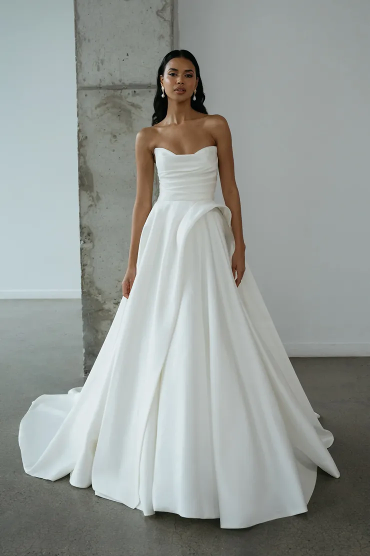 Jenny Yoo Gardenia without Flower Image