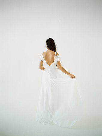 Wilderly Bride F107