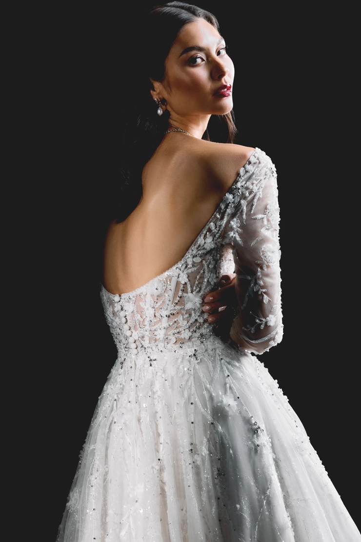 Justin Alexander Signature Style #Twyla #5 backface vertical cropped picture