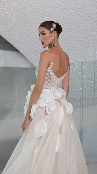 Galia Lahav Style #Magnifique #4 backface vertical cropped thumbnail