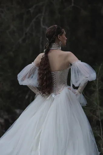 Kim Kassas Style #Esmeralda #1 backface vertical thumbnail