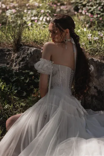 Kim Kassas Style #Evelyn #3 backface vertical cropped thumbnail