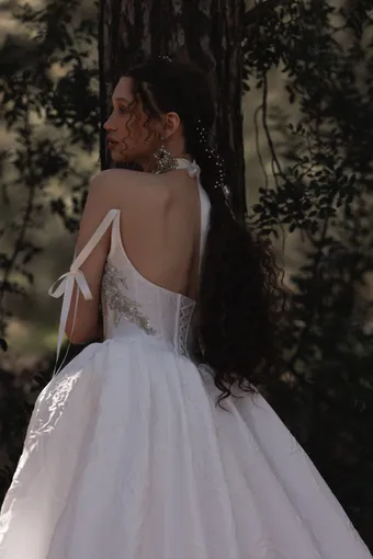 Kim Kassas Style #Isadora #2 backface vertical cropped thumbnail