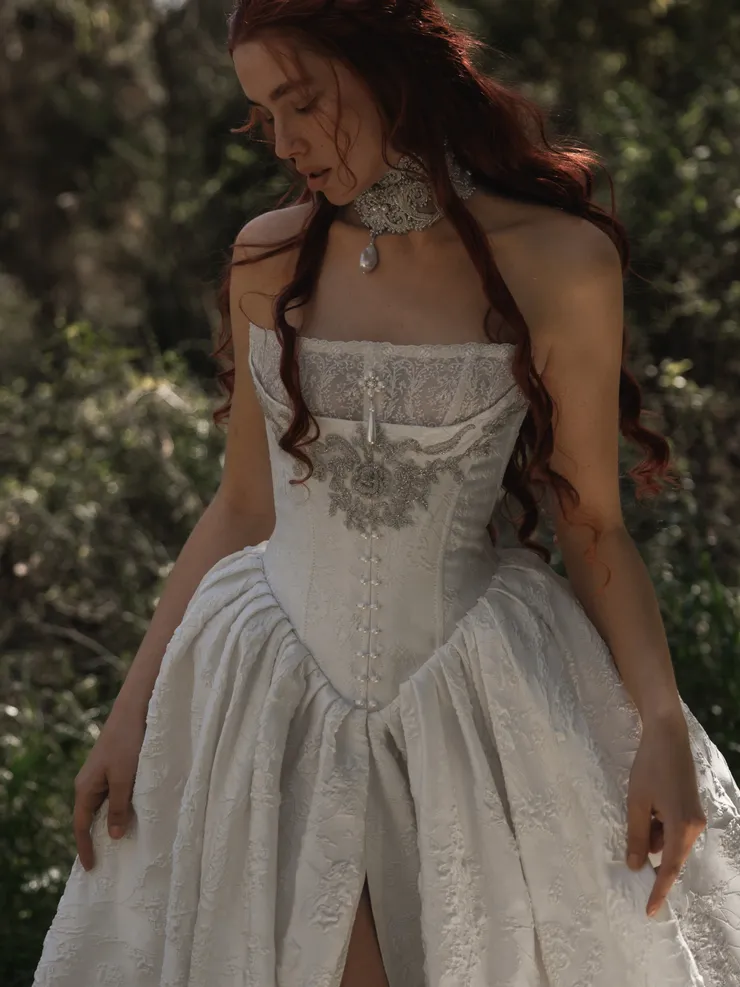 Kim Kassas Style #Theodora Default Image