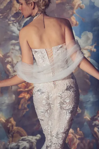 Kim Kassas Style #Victoria #1 default backface vertical cropped thumbnail