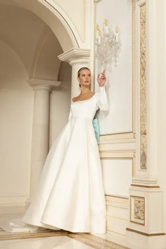 Verdin Bridal Blanche Style #Begonia #2 frontface vertical thumbnail