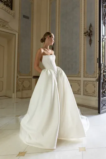 Verdin Bridal Blanche Style #Esme #1 frontface vertical thumbnail