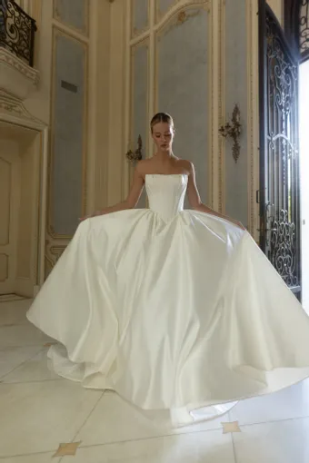 Verdin Bridal Blanche Style #Esme #2 frontface vertical thumbnail