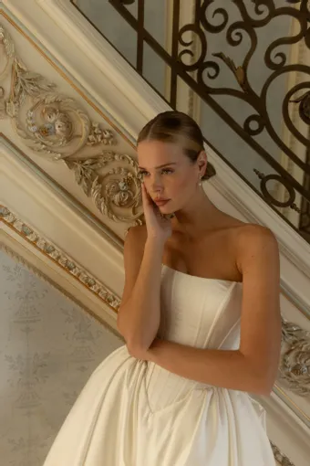 Verdin Bridal Blanche Style #Esme #6 frontface vertical cropped thumbnail