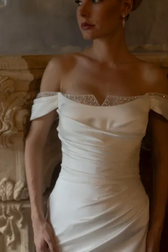 Verdin Bridal Blanche Style #Orchid #3 frontface vertical cropped thumbnail