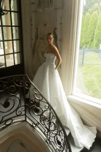 Verdin Bridal Couture Style #Adeline #1 frontface vertical thumbnail