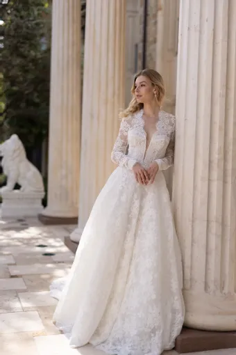 Verdin Bridal Couture Style #Amelie #0 default frontface vertical thumbnail