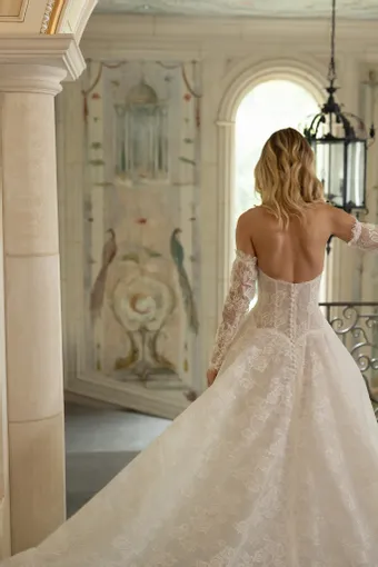 Verdin Bridal Couture Style #Antoinette #6 backface vertical cropped thumbnail