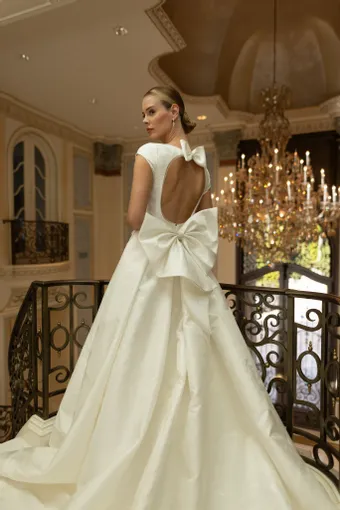 Verdin Bridal Couture Style #Claire #1 backface vertical thumbnail