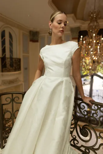 Verdin Bridal Couture Style #Claire #0 default frontface vertical thumbnail