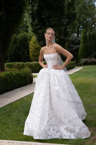 Verdin Bridal Couture Style #Estela #0 default frontface vertical thumbnail