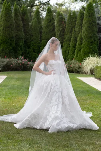 Verdin Bridal Couture Style #Estela #2 frontface vertical thumbnail