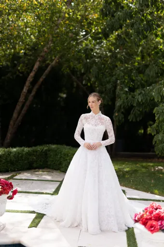 Verdin Bridal Couture Style #Gabrielle #0 default frontface vertical thumbnail