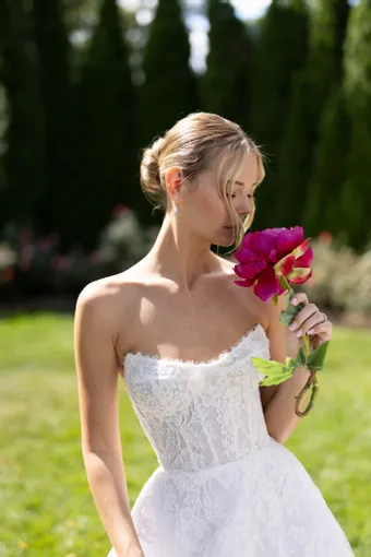 Verdin Bridal Couture Style #Gabrielle #3 frontface vertical cropped thumbnail