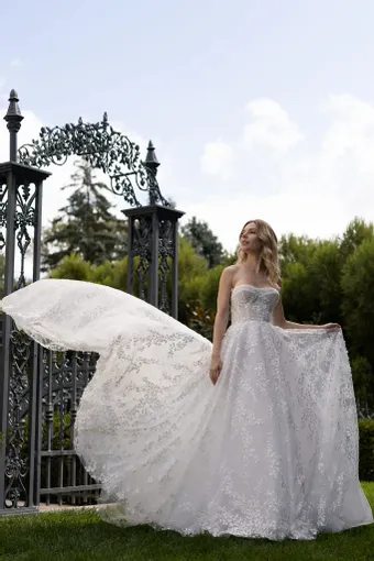 Verdin Bridal Couture Style #Liana #2 frontface vertical thumbnail