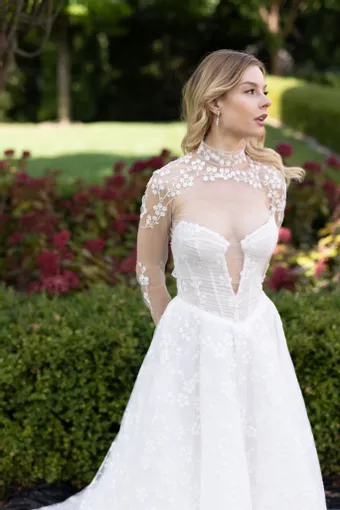 Verdin Bridal Couture Style #Luna #0 default frontface vertical cropped thumbnail