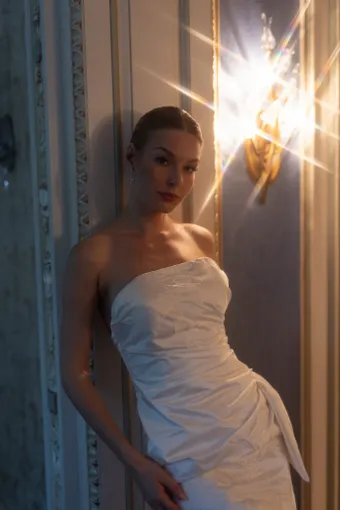 Verdin Bridal Couture Style #Wild Poppy #4 frontface vertical cropped thumbnail