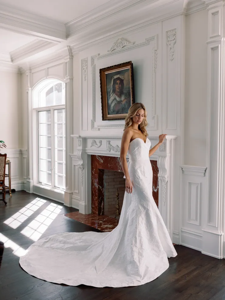 Verdin Bridal Couture Giselle Default Image