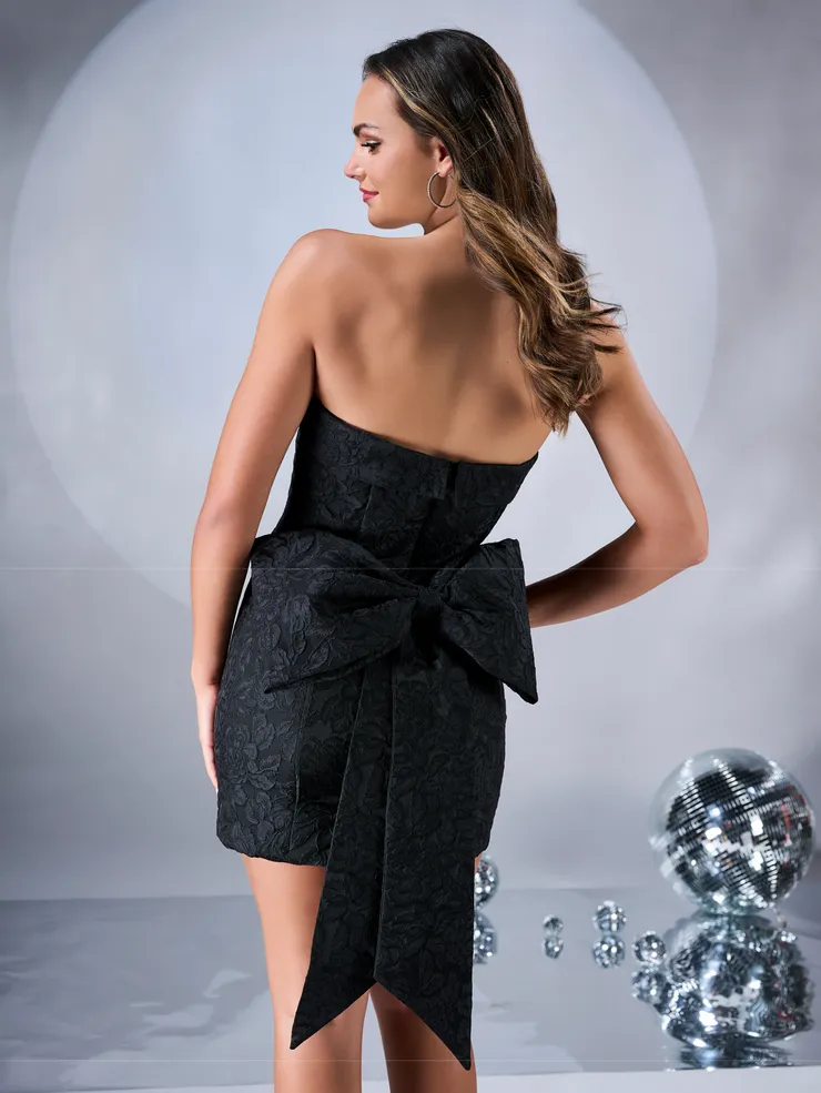 House of Wu Style #27462 Backface Thumbnail Image
