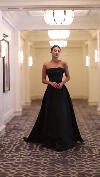 Zakaa Couture Evening Elowen #8 autoplay loop mute thumbnail