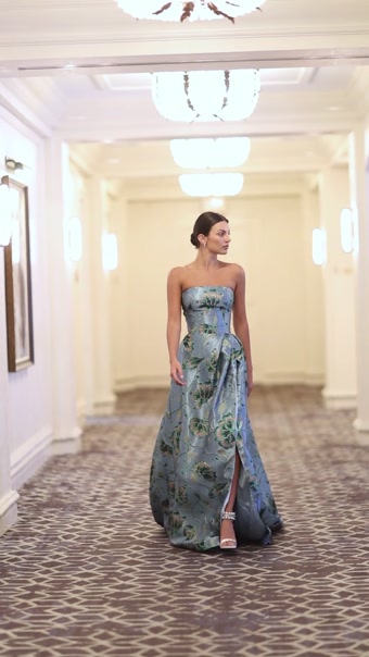 Zakaa Couture Evening Melodie #3 autoplay loop mute thumbnail