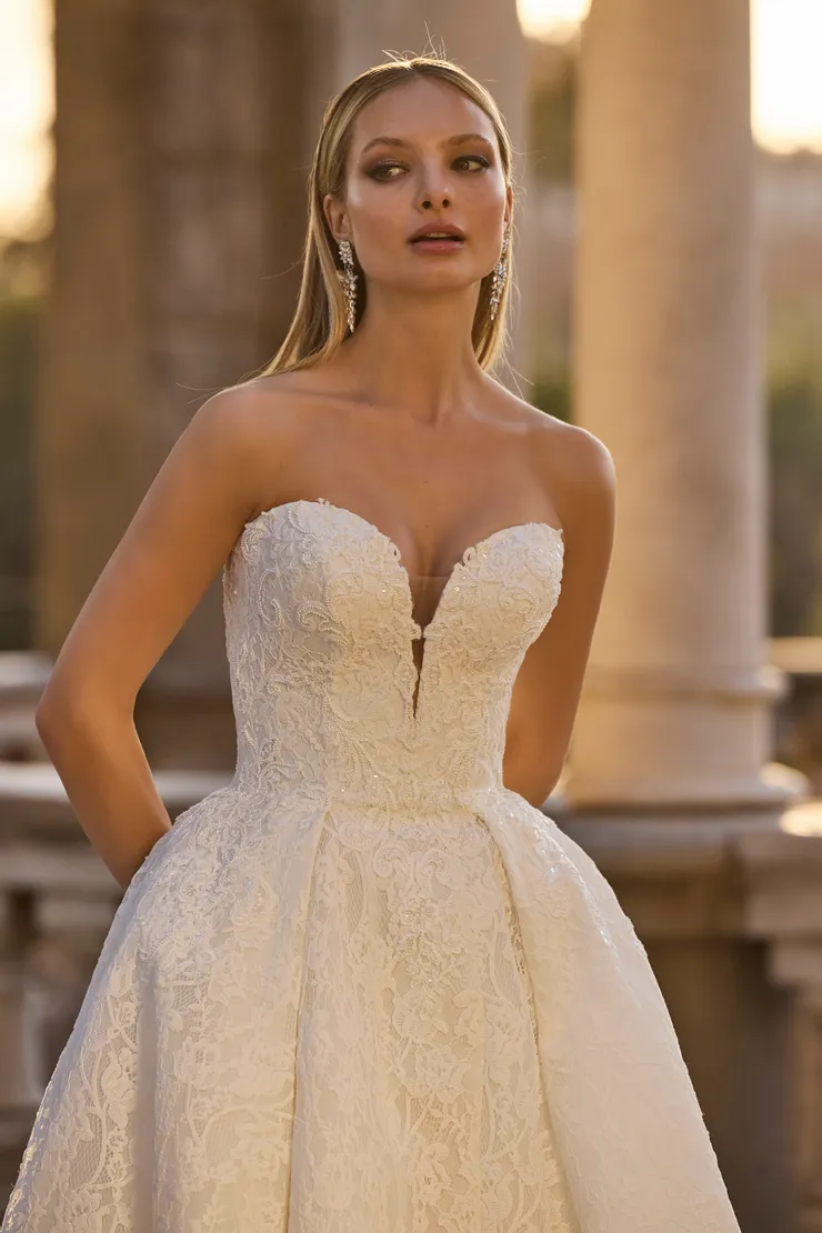 Veni Infantino Style #63110 #2 frontface vertical cropped picture