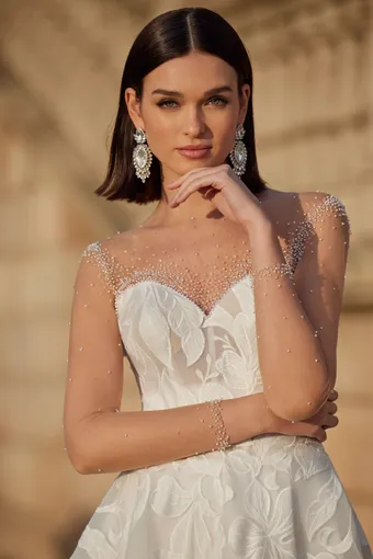 Veni Infantino Style #63144 $3 frontface vertical cropped thumbnail