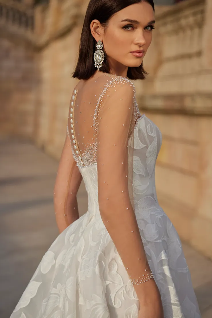 Veni Infantino Style #63144 #6 backface vertical cropped picture