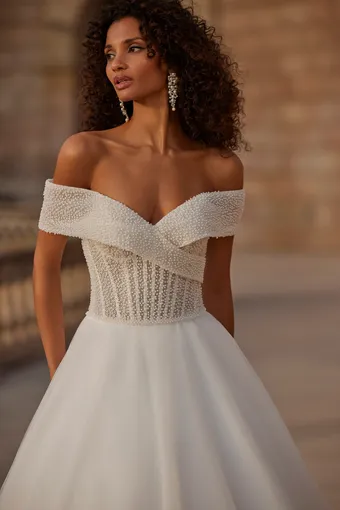 Veni Infantino 63164 #5 frontface vertical cropped thumbnail