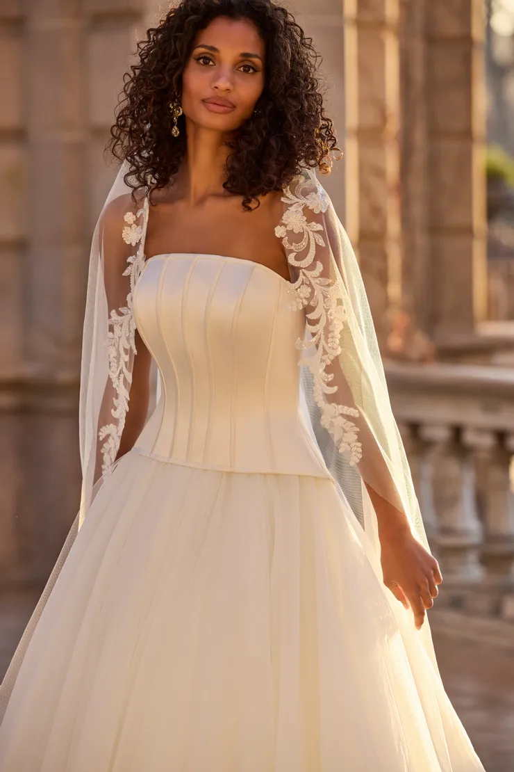 Veni Infantino Style #63173 #4 frontface vertical cropped picture