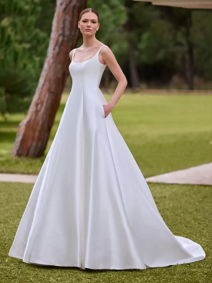 Pronovias ALLINIA Image