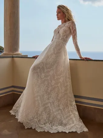 Pronovias ATI #1 frontface vertical thumbnail