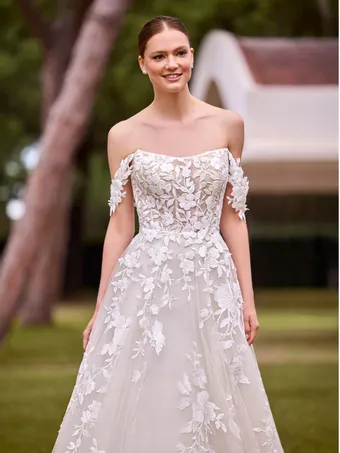 Pronovias SYBIL #3 frontface vertical cropped thumbnail