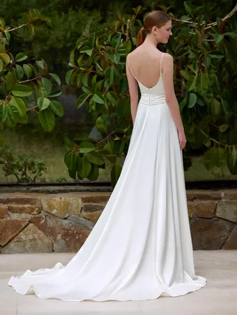 Pronovias Virka #4 default vertical thumbnail