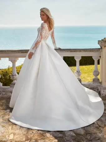 Pronovias WINI #1 default backface vertical thumbnail