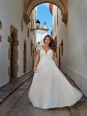 Amelie Bridal Melody #0 default frontface vertical thumbnail