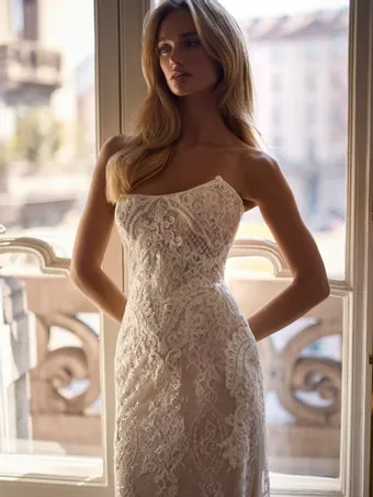 Milla Nova Lunova #2 vertical thumbnail